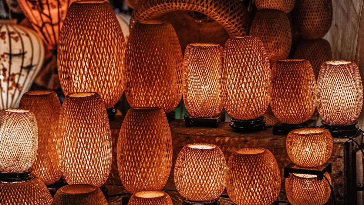 Suspensions en fibres tressées allumées diffusant une lumière chaude
