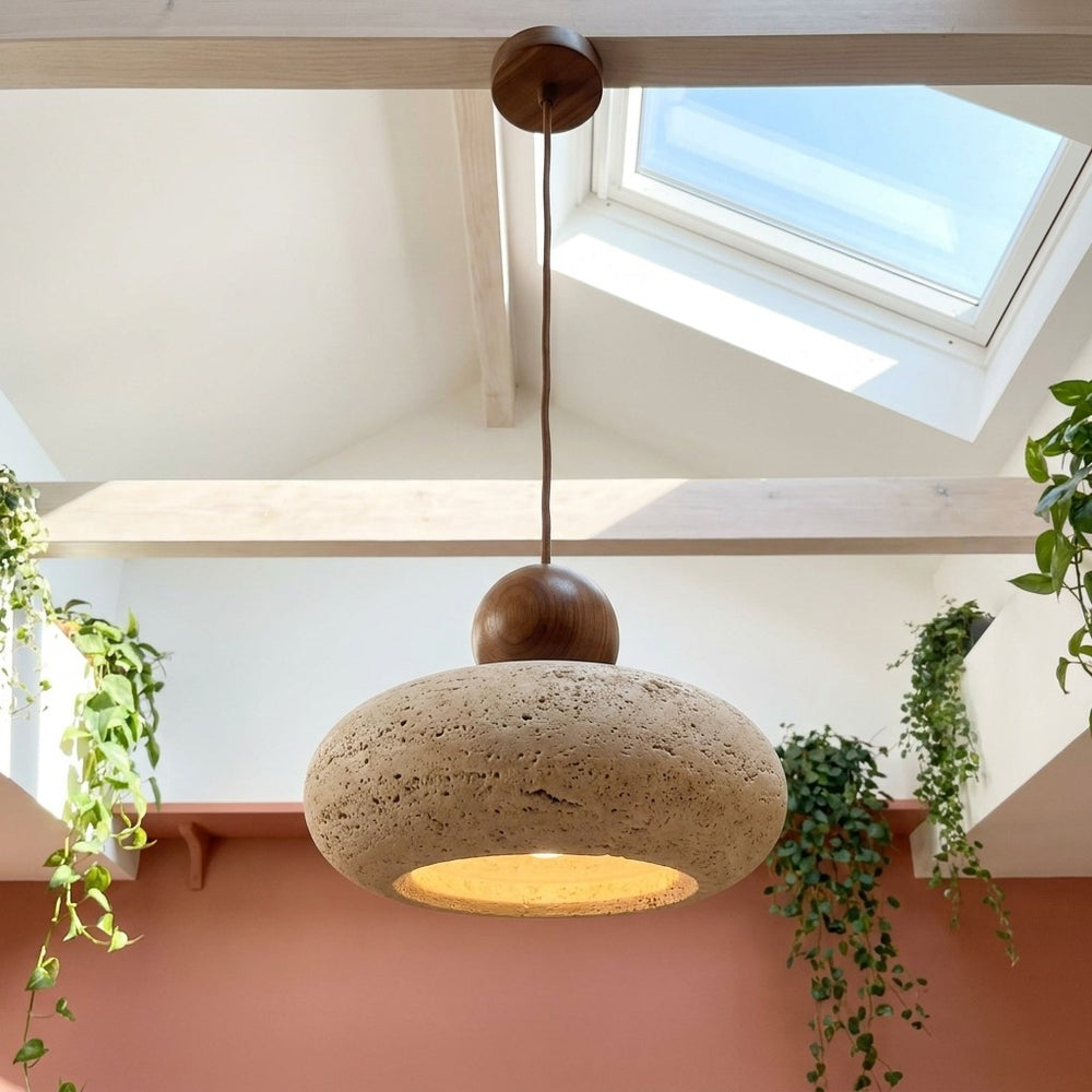 Suspension salon travertin, japonaise wabi-sabi, pierre Ø 15 cm - japonaise vue d en bas sous velux