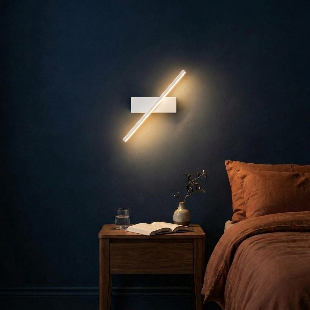 Applique murale liseuse LED orientable 330°, aluminium et fer - liseuse blanche chambre nuit bleu nuit #blanc