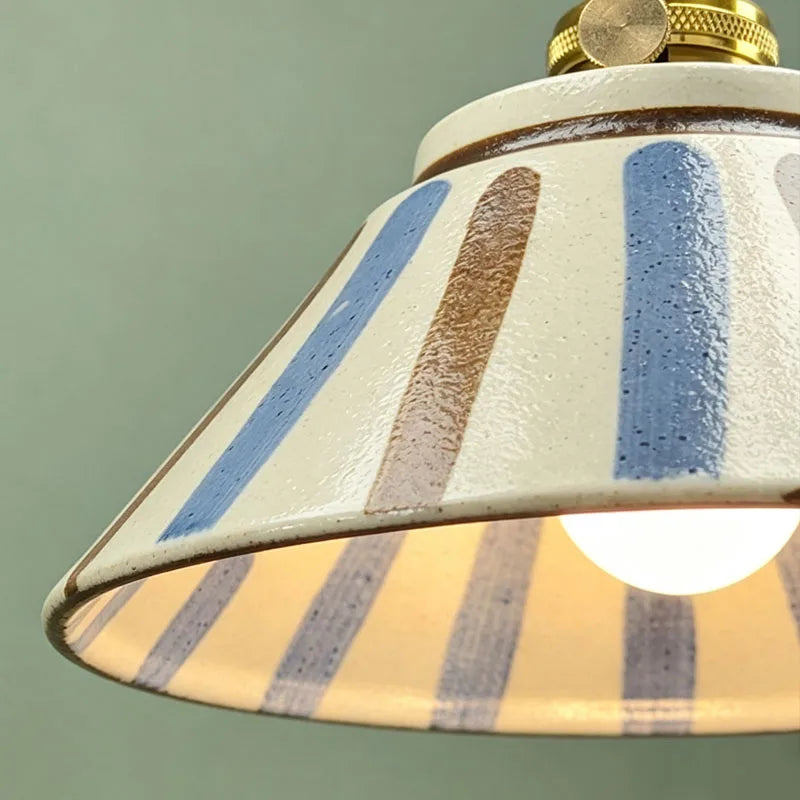 Suspension en céramique peinte à la main, rayures bleues et terracotta