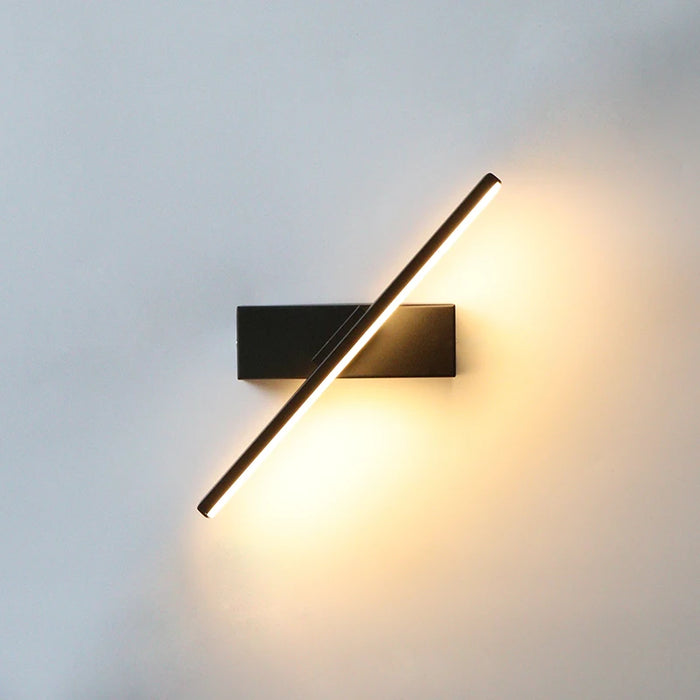 Applique murale LED réglable 330° en aluminium et fer