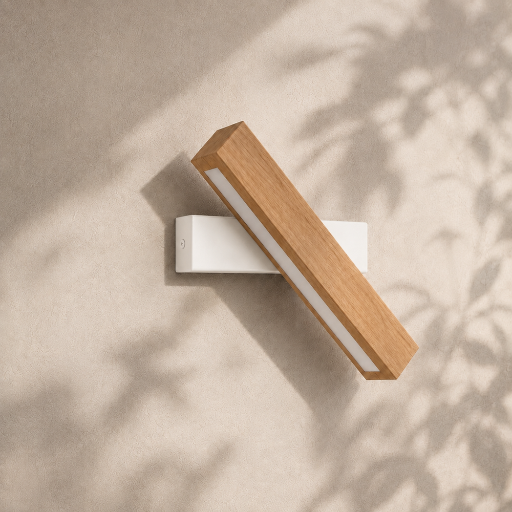 Applique bois pivotante éteinte en journée, ombres de feuillage sur le mur #blanc #21-cm