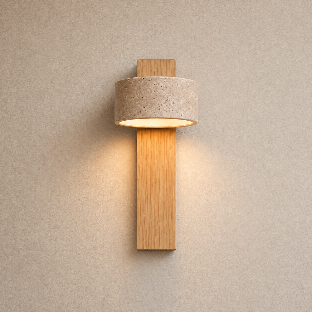 Applique murale travertin et bois clair, tête orientable, allumée #bois-clair