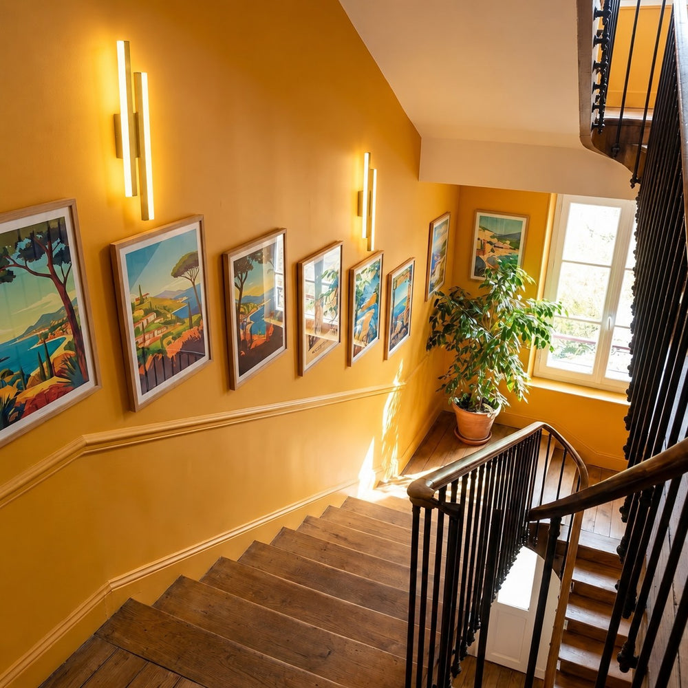 Applique murale salon LED design en métal, 50 cm - db escalier ocre affiches or #or #gauche