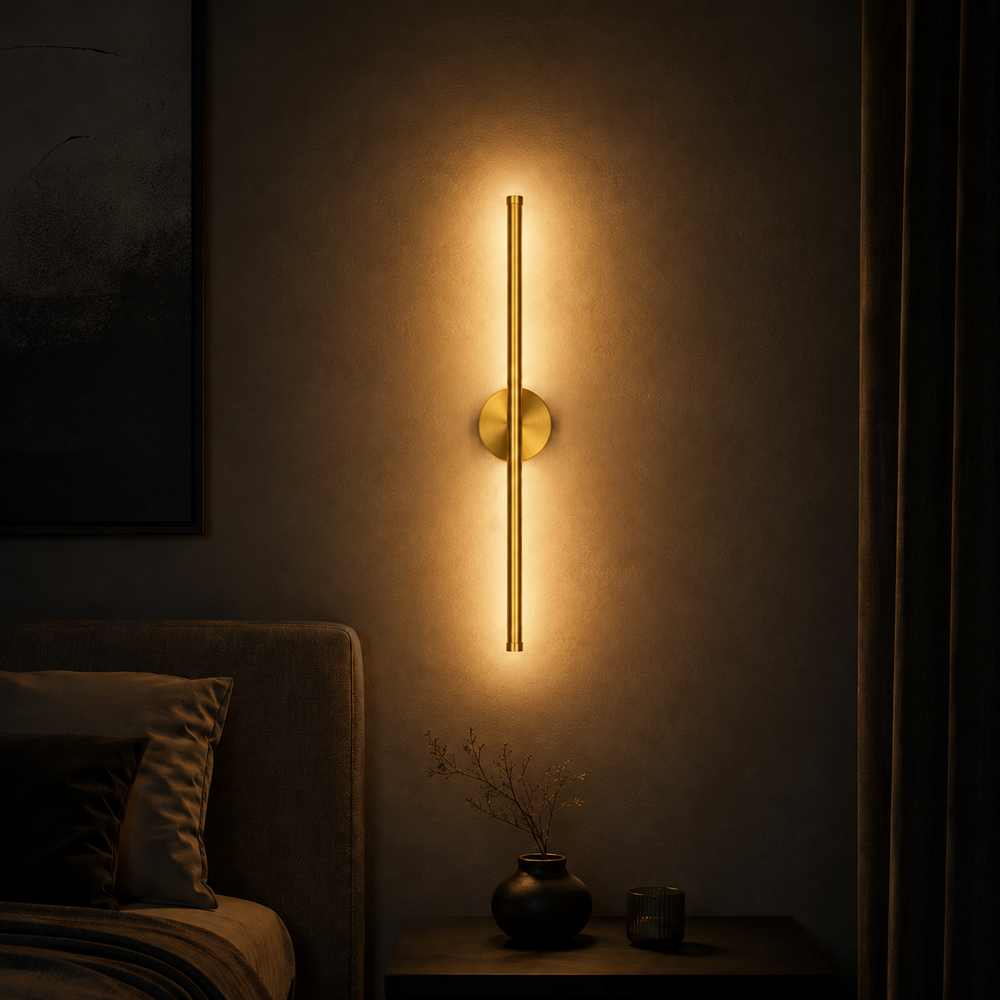 Applique tube LED dorée 50 cm la nuit, seule source de lumière #or-50-cm
