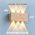 Dimensions de l'applique en travertin : 22 cm de long, 8 cm de haut, 5 cm d'épaisseur