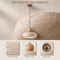 Details et materiaux : travertin beige, boule en bois, douille E27